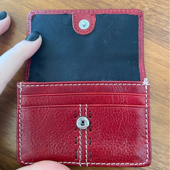 Fossil Wallet Red. Never used! - Picture 4 of 5